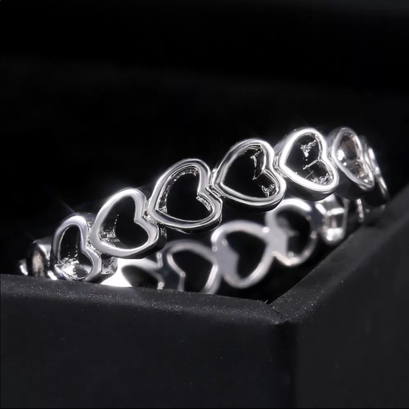 New 925 Silver Women’s Romantic Hearts Ring 💍 - Picture 3 of 6